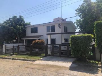 Casa en condominio de 4 habitaciones, Atlatlahucan · Oportunidad! Hermosa y Cómoda Casa en Lomas de Cocoyoc