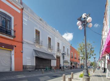 Edificio , Puebla · Casona en Venta en El Centro Historico de Puebla (Ideal Para Inversionistas y Desarrolladores).