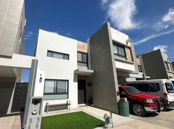 Casa · 3 Recámaras · Casa en Juárez