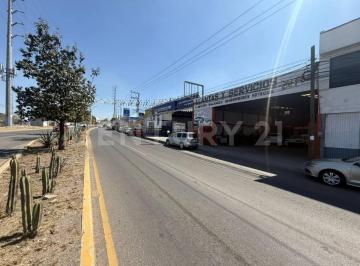 Local comercial · 48m² · Local en Renta en Av Tecnológico, Sjr, Querétaro.