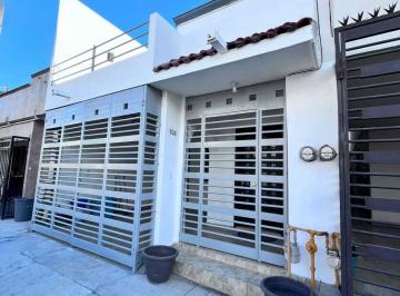Casa de 3 habitaciones, San Nicolás de los Garza · Casa en Renta en Colonia Los Naranjos, San Nicolas de Los Garza, Nuevo León