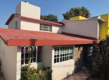 Casa de 4 habitaciones, Naucalpan de Juárez · Casa Amplia y Iluminada en Fraccionamiento en Lomas de San Mateo, Naucalpan