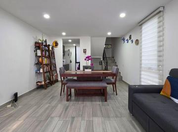 Casa en condominio de 2 habitaciones, Benito Juárez · Casa Seminueva Ideal Para Usted Iluminada, Roof Garden y Excelente Ubicación