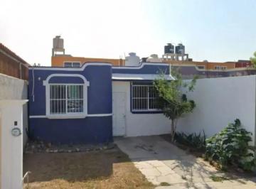 Casa de 2 habitaciones, Santo Domingo Tehuantepec · Casa en Santo Domingo Tehuantepec, Oaxaca.
