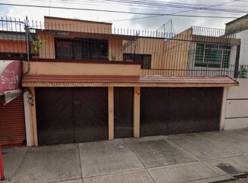 Casa de 4 habitaciones, Venustiano Carranza · Venta de Casa en Venustiano Carranza Jardin Balbuena Cdmx