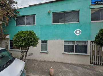 Casa de 3 habitaciones, Iztapalapa · Casa en Jose Maria Rodriguez, Constitucion 1917,iztapalapa