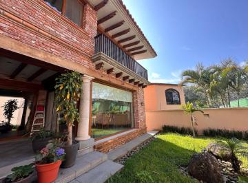 Casa de 3 habitaciones, Xalapa · Residencia de 547 m² con Diseño de Autor - Residencial del Lago, Xalapa