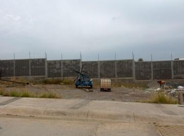 Terreno / Lote · 205m² · Terreno en Venta en Paseo Canto del Agua