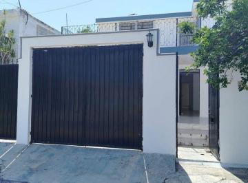 Casa de 4 habitaciones, Mérida · Casa en Renta en Col. García Ginerés