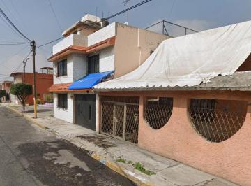 Casa de 3 habitaciones, Nezahualcóyotl · Casa en Venta en Valle de Aragon 1ra Secc