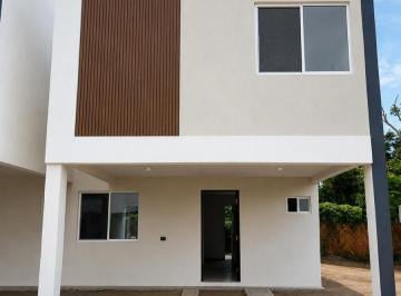Casa · 112m² · 3 Recámaras · 1 Estacionamiento · Casas en Venta Fracc. Punta Laguna, Altamira