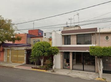 Casa de 3 habitaciones, Ecatepec de Morelos · Casa en Venta en Valle de Arargón III