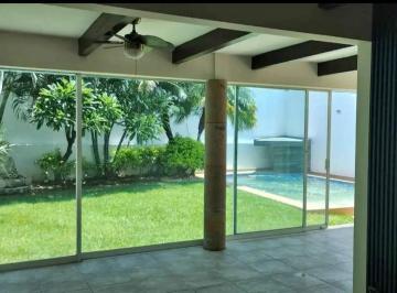 Casa · 280m² · 3 Recámaras · 2 Estacionamientos · Casa en Venta en Vista Hermosa Cuernavaca Morelos