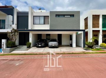 e37f1d45b4d8dd95bec53c2372477f7334d8860598ac9347724b0f4b5450eea9 · Casa en Venta en La Rioja, Tlajomulco de Zúñiga