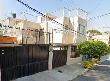 Casa de 3 habitaciones, Azcapotzalco · Casa en Venta en Sindicato Mexicano de Electricistas