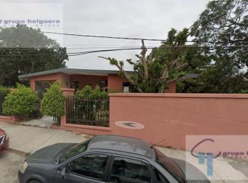 Casa · 600m² · Cr - 331 Excelente Casa en Renta Ubicada en Calle Olivo #100 Col. Aguila, Tampico, Tam.