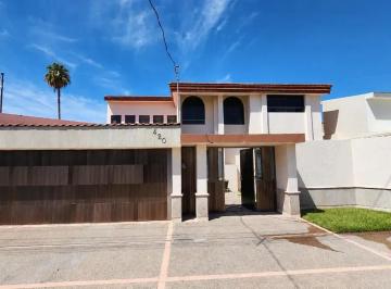 1 · Casa en Venta en Torreón Jardín con Jardín y Amplios Espacios