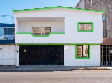 Casa de 4 habitaciones, Irapuato · Casa en Venta 4 Recámaras, Fracc. Guerrero, Irapuato