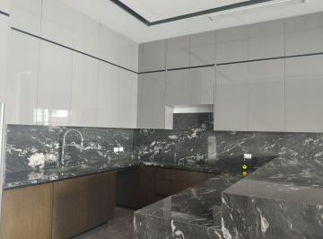 Casa · 1143m² · 5 Recámaras · 4 Estacionamientos · Casa - Sierra Alta 9o Sector