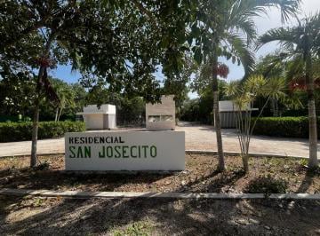 Terreno / Lote · 860m² · Terreno en Venta en Akumal en Residencial San Josesito con Caseta