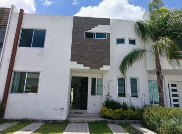 839c4124988ac1a78a289d66672eb0cbfacbbba3d776ec2b17781b7bb325a22b · Casa en Venta en Gran Juriquilla