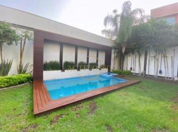 Casa · 761m² · 4 Recámaras · 3 Estacionamientos · Casa en Venta Fracc. Residencial y Club de Golf La Herradura