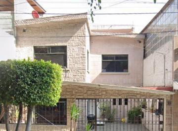 Casa de 4 habitaciones, Azcapotzalco · ¡Venta de Casa, en Recuperacion Bancaria!