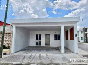 Casa · 100m² · 2 Recámaras · 1 Estacionamiento · Casa en Venta Ubicada en Ex Hacienda Kalá, Campeche
