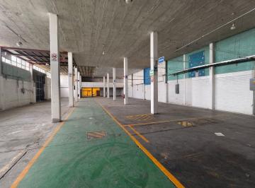 Bodega comercial , Coyoacán · Bodega Independiente en Iztapalapa de 2,400 m², Cuenta con Patio de Maniobras
