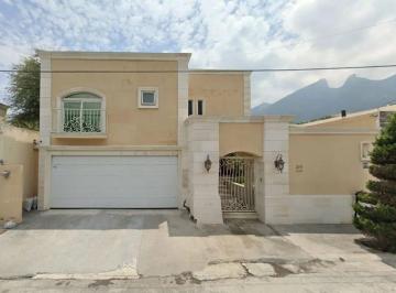 Casa de 7 habitaciones, Monterrey · Casa en Contry, Monterrey. ¡Súper Precio!