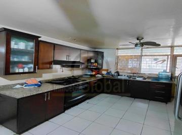 Casa · 287m² · 4 Recámaras · 1 Estacionamiento · Inversion Casa Venta Para Negocio o Vivienda Zona Centrica en Mty Nl