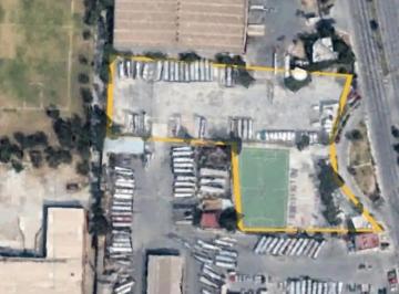 1 · Terreno Comercial en Renta