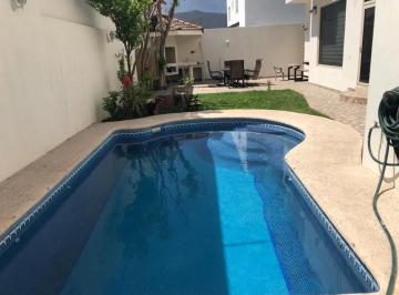 1 · Casa en Venta en Canterías, Monterrey N. L.