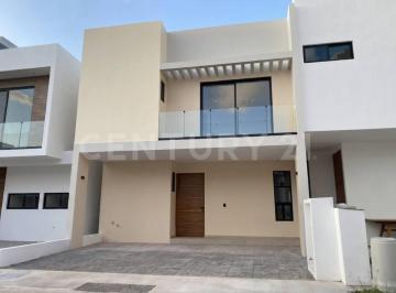 Casa · 163m² · 3 Recámaras · 2 Estacionamientos · Casa en Venta | Residencial Arbolada a Estrenar | 3 Recámaras | Alberca