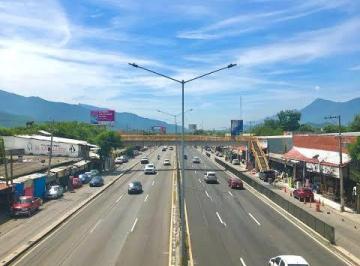 Terreno / Lote · 9407m² · Terreno en Venta en Los Cavazos, Nuevo León Uso Comercial
