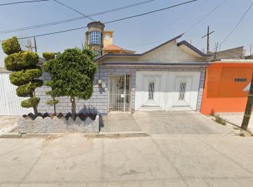 Casa de 6 habitaciones, La Paz · Casa en Venta en Los Reyes