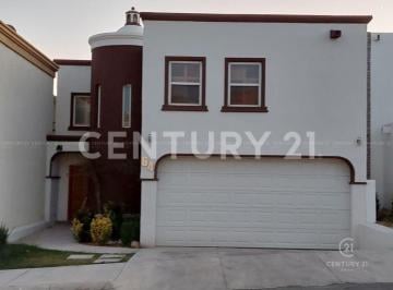 Casa · 290m² · 4 Recámaras · 4 Estacionamientos · Casa en Renta en Bosques del Valle I, Chihuahua, Chih.