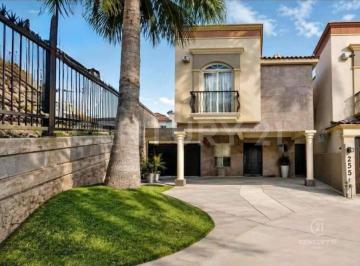 Casa · 171m² · 3 Recámaras · 2 Estacionamientos · Casa en Venta en Prov Santa Clara VI, Chihuahua, Chih.