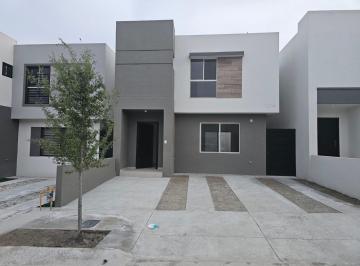 Casa de 3 habitaciones, Saltillo · Casa en Renta, en Villas Castellana, Al Nororiente de Saltillo, Coahuila