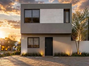 1 · Casa en Venta en Zona El Mirador, Gran Ubicación, Oportunidad!, Hermosa!