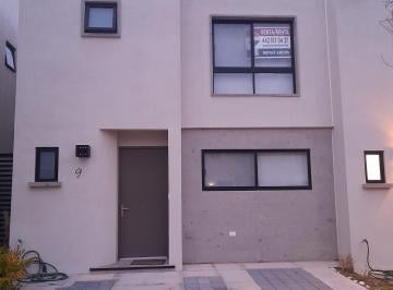 Casa en condominio · 102m² · 3 Recámaras · 2 Estacionamientos · Casa en Renta en Alleza Mirador - (4)