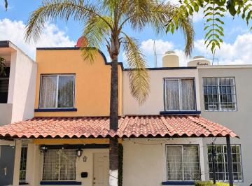 Casa · 107m² · 3 Recámaras · 2 Estacionamientos · Casa en Renta, Lomas de San Gonzalo, Zapopan - (4)