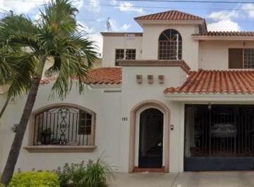 Casa de 5 habitaciones, Ahome · Casa en Los Mochis, Sinaloa. ¡Súper Precio!