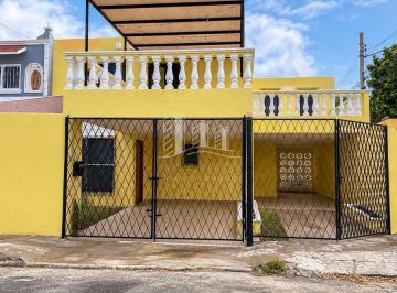 Casa · 200m² · 4 Recámaras · 3 Estacionamientos · Casa de 4 Habitaciones en Renta en Residencial Pensiones