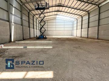 Bodega comercial · 990m² · Bodega en Renta en Santa Catarina
