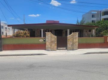 Casa · 220m² · 3 Recámaras · 2 Estacionamientos · Casa en Progreso de Castro Centro