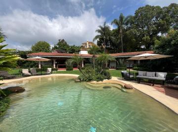 N/A · Magnifica Residencia en Venta - Cuernavaca