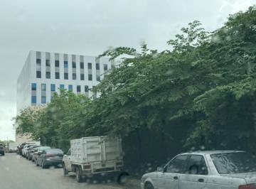 Terreno / Lote · 2000m² · Terreno en Venta Residencial, Comercial, Servicios U Oficinas en Zona Cumbres