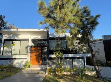 Casa de 4 habitaciones, Tlajomulco de Zúñiga · Espectacular Residencia en Venta y Renta en El Cielo Country Club