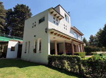 Casa · 460m² · 4 Recámaras · 6 Estacionamientos · Casa en Venta – Club de Golf Los Encinos, Lerma, Estado de México